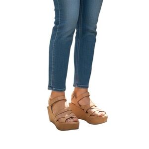 Eileen Fisher Mazy Wedge Platform‎ Sandal Wedge, Color Latte, Size 7